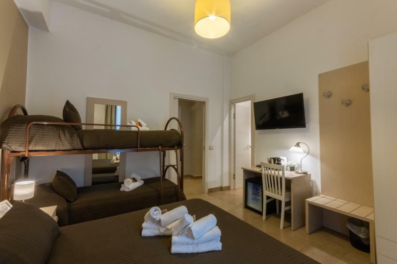 B&B Cairoli Messina Buitenkant foto