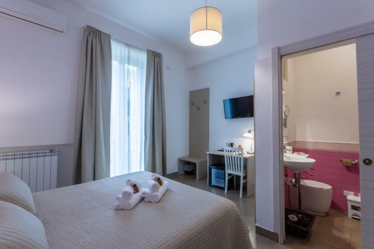B&B Cairoli Messina Buitenkant foto